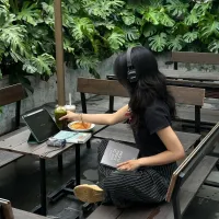 fromlilyauthor
